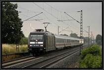 F�r sie wurde ein kleiner Ausflug nach Nordb�gge unternommen: 101 141 (9180 6101 141-0 D-DB) ist mit dem IC 2156, Erfurt Hbf - D�sseldorf Hbf, bei Nordb�gge unterwegs. (11.07.2009)