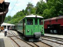 BC - Be 4/4 111 ( ex GFM/tpf) bei Rangierarbeiten im Depotareal Chaulin am 30.05.2009