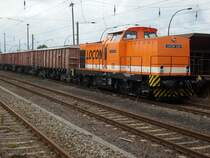 �ber das Wochenende in Bergen/R�gen abgestellter Leerzug nach Klementelvitz mit der LOCON-Lok 209.Aufgenommen am 11.Juli 2009 