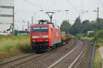 152 028 (DB Cargo) mit einem gem.GZ am 1.7.2009 durch Nordstemmen -> S�den