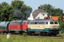 217 014 & 225 084 (ohne Umweltplakette) am 17.06.09 beim Losdampfen nach Kastl in T��ling