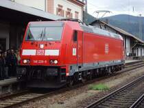 146 239-9 wurde heute feierlich zum Stadtjubil�um  750 Jahre Hausach  auf den Namen Hausach getauft. 12.07.09