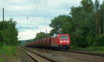 DB 185 364-7 mit offenen Sch�ttgutwagen Richtung Gro�korbetha, in Naumburg (Saale); 13.07.2009