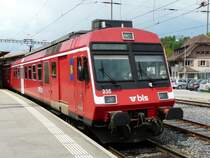bls - Regio nach Affoltern mit dem Triebwagen RBDe 4/4 566 236-6 im Bahnhof von Hasle-R�egsau am 09.05.2009