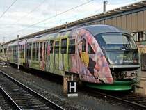 VT04 ( Fu�ballzug ) als VBG83255 in Zwickau Hbf, 25.7.09.