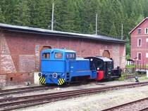 V 10B (V 10 0002) und die K� 4017 des FHWE im Bahnhof Sch�nheide S�d. (26.07.09)