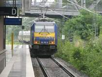 Der Inter Connex bei der Ausfahrt in Berlin Gesundbrunnen aufgenommen am 24.07.09