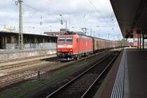 185 149-2 f�hrt am 24.7.09 mit einem G�terzug durch Basel Bad Bf.

