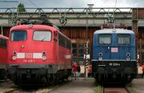 Lokparade im Bw Stuttgart.Das ganze wurde von der Ig Einheitslok veranstaltetet.110 418-1 und 110 228-4 25.7.09