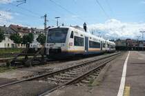 Eine Ortenau S-Bahn aus Strasbourg steht am 25.07.09 auf dem Abstellgleis und wartet, bis sie wieder den Dienstauftrag erh�lt nach Strasbourg zu fahren. Gesehen im s�dbadischem Offenburg.