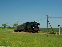 Ein besonderer Tag war dieser 24.05.2009 f�r die Eisenbahninitiative Bahnhof Schlettau e.V., welche erstmals einen selbst organisierten Sonderzug auf Reise schicke. Als Zuglok fungierte 65 1049-9 welche das Wagenmaterial des SEM Chemnitz am Haken hatte. Hier der in bei der Einfahrt Scheibenberg mit DPE 31973.