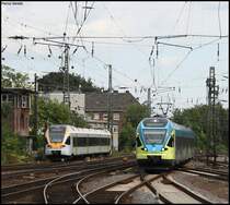 Ein abgestellter Eurobahn-Flirt und der ET017 der Westfalenbahn als WFB39703 aus Osnabr�ck bei der Einfahrt in M�nster 31.7.2009