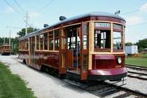 Toronto Transit Commission SE-DT 2894 (Bj 1923) am 31.7.2009 im Halton County Radial Railway Museum. Diese Strassenbahn wird zur Rundfahrt benutzt.
