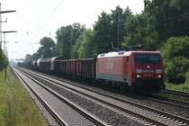 189 056-5 mit einem gemischten G�terzug,erwischte ich am 04.07.2009 kurz vor dem S-Bahnhof Dedensen/G�mmer.