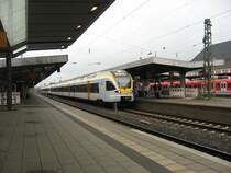 Premiere: Dies ist mein erstes Foto von einem  Flirt ! Aufgenommen am 02. August 2009 in Hamm (Westf). Der Zug f�hrt als RB 89 nach Paderborn.