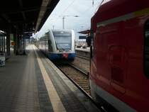 UBB-Triebwagen 646 128 und Flirt 429 027 am 25.Juli 2009 auf einem Gleis in Stralsund.