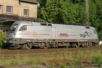 ES 64 U2-100 (HUPAC) f�hrt am 4.8.09 Lz durch Ratingen-Lintorf