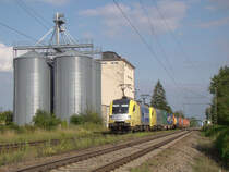 ES 64-U2 003 im Dienste von Boxxpress und Containerzug bei Adelschalg