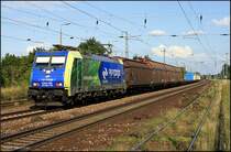 PKP cargo EU43-004 ( naturalnie z nami , 627 0003-2 2151) mit gem. G�terzug (Saarmund, 05.08.2009)