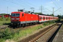 Zug der S 3 mit 143 602 in M�lheim (Ruhr) West (4. August 2009)