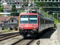 SBB - Regio nach Brunnen bei der einfahrt in den Bahnhof von Arth-Goldau am 23.05.2009