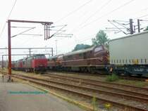 Grenzbahnhof Padborg. Einfahrendes Nohab-doppel trifft auf MZ. Juli 2009