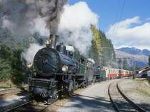 RhB Extra-Salondampfzug f�r GRAUB�NDEN TOURS 3031 von Landquart nach Davos Platz vom 26.10.1997 in Davos-Laret mit Dampflok G 4/5 108 - G 4/5 107 - AS 1161 - AS 1143 - AS 1141 - AS 1142 - AS  1144. Hinweis: Ausfahrt nach Kreuzungshalt