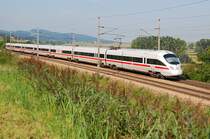 ICE 28 von Wien Westbahnhof nach Frankfurt am Main. Neulengbach, am 15.08.2009.