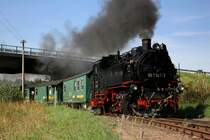 99 1747, P 3004, Radebeul Ost-Radeburg, Einfahrt Friedewald Bad, 15.08.09