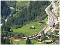 R1444 f�hrt in den Bahnhof Langiwes ein.(17.08.2009)