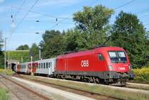 1116 270 hat am 17.08.2009 den
Rex 3662 aus dem Bahnhof Garsten
in Richtung Steyr geschoben.