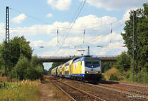ME 146-10 brettert am 16.08.09 mit dem ME 80949 nach G�ttingen durch Radbruch Richtung L�neburg. Dank an den Tf f�r das Fernlicht!