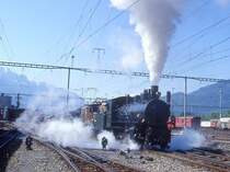 RhB Extradampfzug f�r den Verein der Dampffreunde der RhB 3031 von Landquart nach Davos-Platz vom 10.05.1998 Bereitstellung in Landquart mit Dampflok G 4/5 108 - Ge 6/6I 414 - B 2247 - B 2246 - B 2245 - D� 4052I - B� 2060 - A� 1102 - B 2305 - B 2301. Hinweis: Bei Vorspannbetrieb aus Lastgr�nden wird nach Vorschrift das Krokodil dem Dampfzug vorgespannt! 