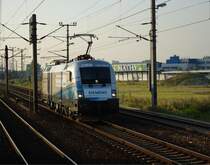 Auf der Fahrt nach Wien West mit dem EN491 gelang mir am Morgen des 19.08.2009 in Linz dieses Foto der 1116 038-9 w�hrend wir sie �berholten.