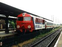 SU46-032 mit IC 241 “Wawel” Hamburg Altona-Krak�w Gl�wny auf Bahnhof Forst (Lausitz) am 21-7-2005. Bild und scan: Date Jan de Vries. 