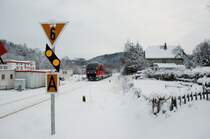 642 201 am 19.02.09 als RB 30911 nach Aue in Burkhardtsdorf an der alten Spinnerei