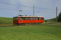 Bhe 2/4 3 n�hert sich am 12.8.09 Rigi Staffel.