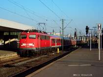 110 468 mit einem RE bei der Einfahrt in Hannover HBF