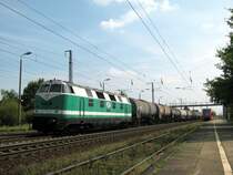 118 002 der ITL mit Kesselwagen am 17.08. durch Saarmund. Gru� an den TF!