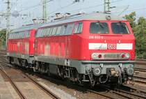 Die ICE-Abschlepploks 218 813 und 218 833-2 durchfahren den Bahnhof K�ln Messe/Deutz heute solo zur�ck ins BW K�ln Hansaring am 16.08.2009