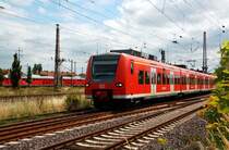 425 508 durchf�hrt als S-Bahn nach Zielitz am 03.08.09 Magdeburg-Rothensee.