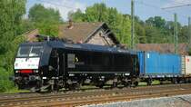 185 553-5 MRCEdispolok bei der Durchfahrt Eschwege West in Richtung S�den. Aufgenommen am 26.08.2009.