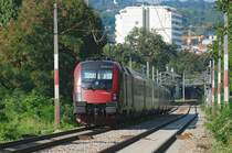 1116 210 schiebt den railjet 66 (Budapest Keleti pu -M�nchen Hbf.) nach Wien Westbahnhof. Die Aufnahme entstand am 23.08.2009 in Wien Speising.