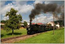 298.106 „Klaus“ (BJ 1914) anl�sslich der Feierlichkeiten 120 Jahre Steyrtalbahn am 6.9.2009 von Steyr nach Gr�nburg bei der Ausfahrt aus Sommerhuberm�hle.
