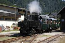 Uv.1 bei der Einfahrt in den Bahnhof Lunz am See
