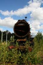 52 8009 der Loksammlung Falz, steht ohne Rauchkammert�r im ehemaligen BW Falkenberg oberer Bahnhof. (12.09.09)