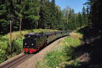 99 794 mit dem SDG 1004 bei Kretscham Rothensehma (24.08.2009)