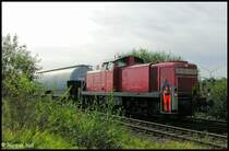 295 007-9 bei Rangierarbeiten auf dem Wilhelmshavener Industriegleis in h�he der sogenanten Oelweiche.21-09-09