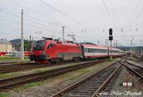 1116 216-1 erreicht soeben mit �BB EC 662  Innovationsgemeinde Baden  Wien-Westbahnhof - Feldkirch Hbf. den Salzburger Hbf. (�sterreichurlaub 09.08.09)