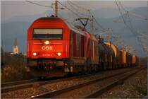 Die Knittelfelder 2016 062 wurde diesem G�terzug vorgespannt um �ber den Neumarkter Sattel zu kommen.
Zeltweg 22.09.2009